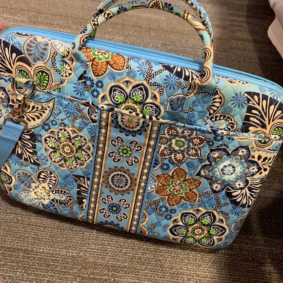 Vera Bradley Computer Carrier - Picture 2 of 4